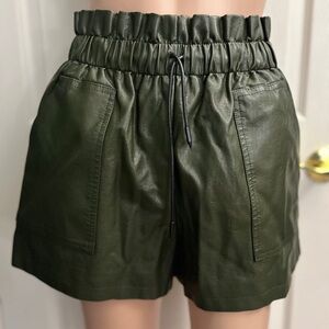 Stylish High Waist Olive Green Women's Shorts